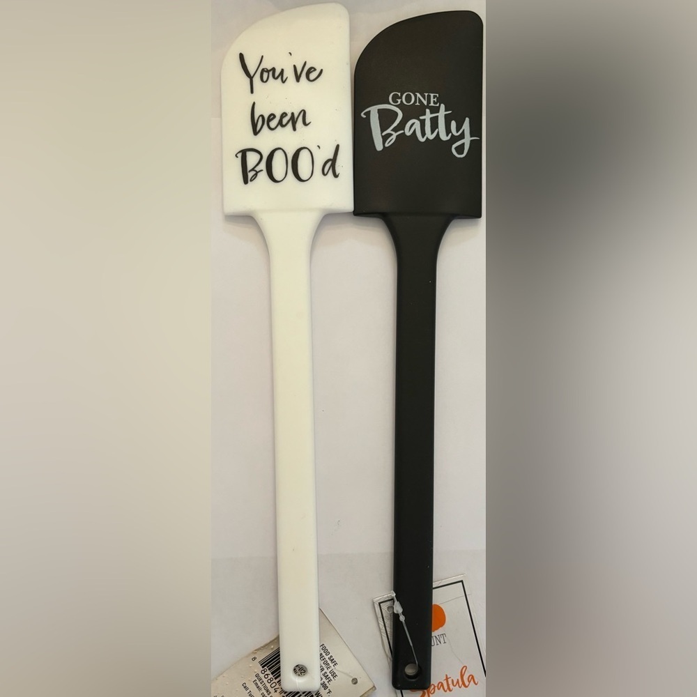 NWT Target Halloween spatulas set of 2
